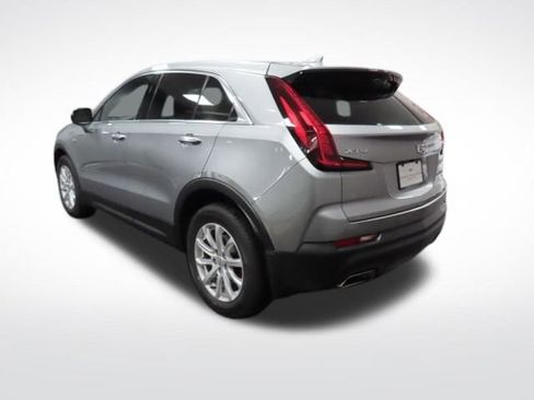 Certified 2023 Cadillac XT4 Luxury image 3