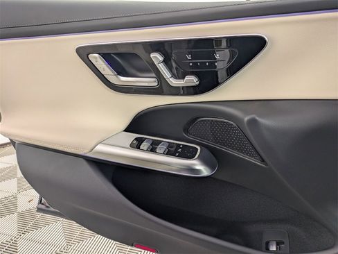 New 2026 Mercedes-Benz E 350 4MATIC Sedan image 15