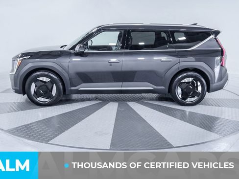 Used 2024 Kia EV9 Wind image 5