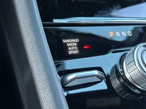 New 2026 Jeep Grand Cherokee Limited AWD/4WD image 57