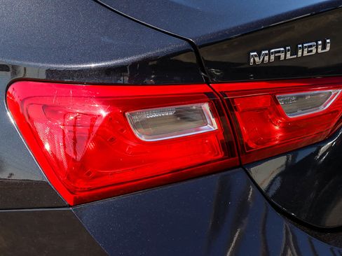 Used 2023 Chevrolet Malibu LT image 9