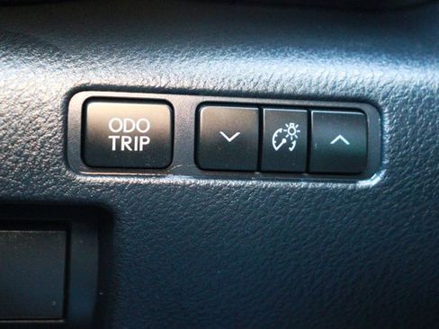 Used 2022 Lexus IS 350 F Sport image 31