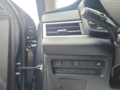 New 2026 Mitsubishi Outlander SEL AWD/4WD image 14