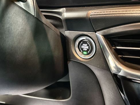 Used 2025 Buick Encore GX Sport Touring w/ Advanced Technology Package FWD image 23
