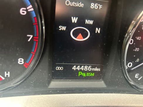 Used 2017 Toyota RAV4 Limited AWD/4WD image 19