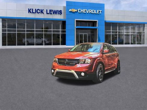 Used 2018 Dodge Journey Crossroad w/ Driver Convenience Group FWD image 31