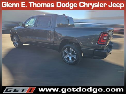 New 2026 RAM 1500 Express image 6
