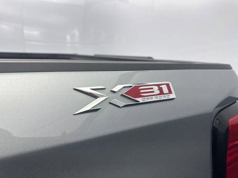 Used 2024 GMC Sierra 1500 Elevation w/ Elevation Premium Package AWD/4WD image 39