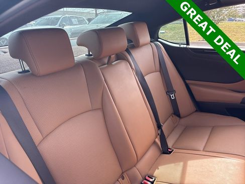 Used 2021 Lexus ES 300h w/ Premium Package image 9