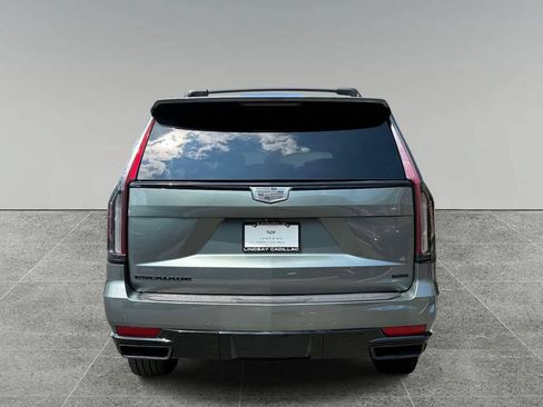 Used 2024 Cadillac Escalade ESV Sport Platinum w/ LPO, ONYX Package AWD/4WD image 11