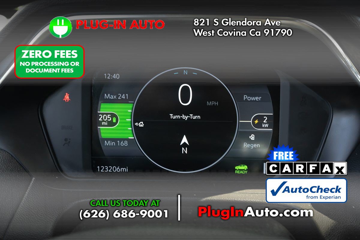Used 2022 Chevrolet Bolt EUV LT w/ Driver Confidence Package FWD image 18