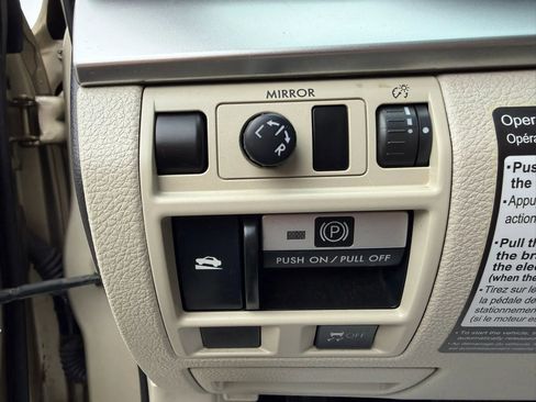 Used 2010 Subaru Outback 2.5i Premium image 30