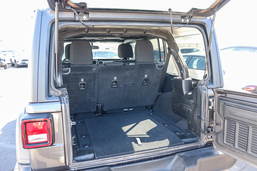 Used 2019 Jeep Wrangler Unlimited Sport S AWD/4WD image 21