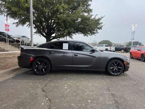 Used 2023 Dodge Charger SXT w/ Blacktop Package image 8