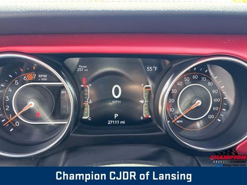 Used 2023 Jeep Wrangler Unlimited Rubicon w/ LED Lighting Group AWD/4WD image 23
