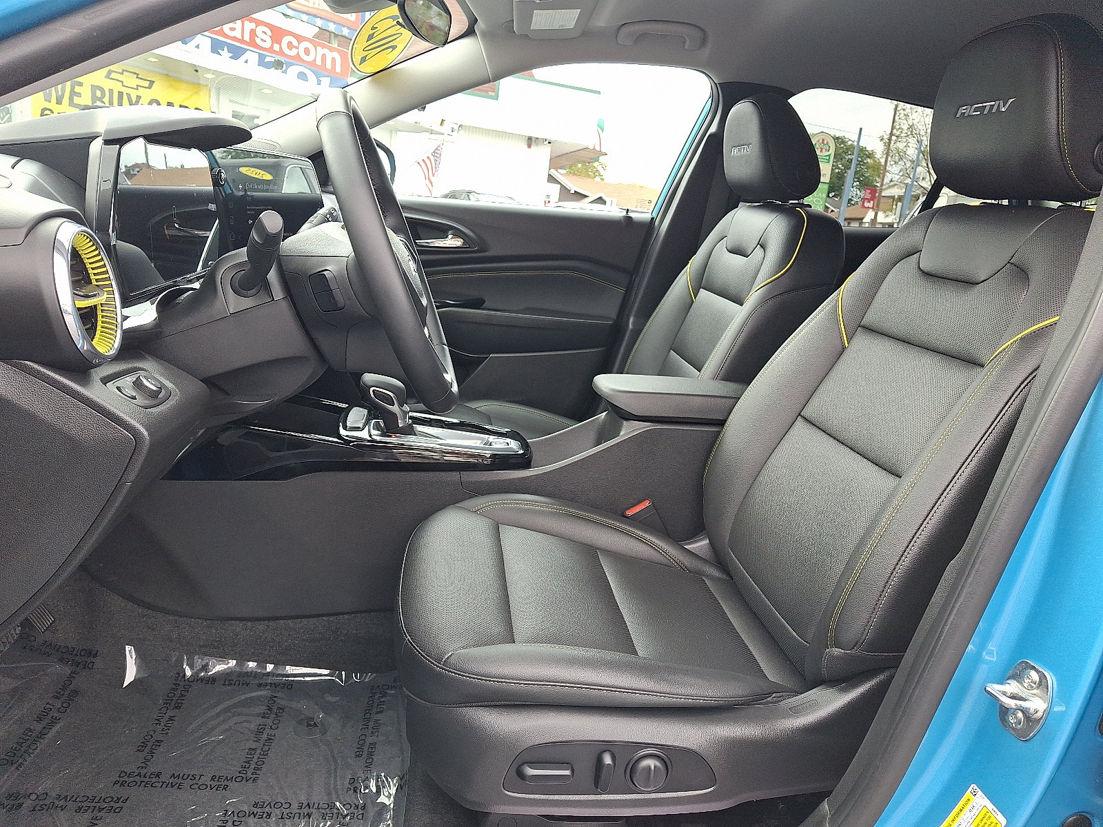 Used 2025 Chevrolet Trax ACTIV FWD image 15