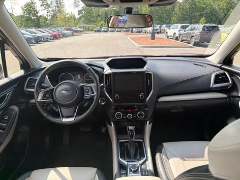 Used 2024 Subaru Forester Limited AWD/4WD image 11