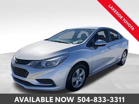 Used 2017 Chevrolet Cruze LS image 1