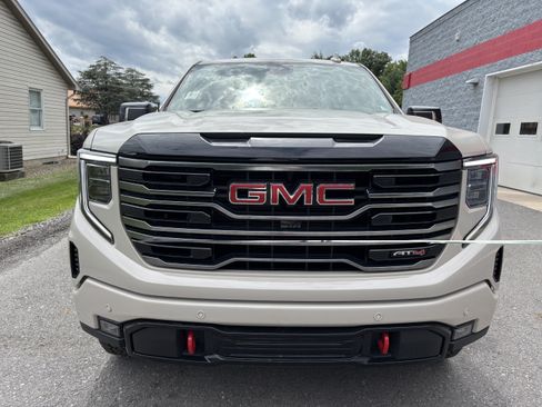 Used 2026 GMC Sierra 1500 AT4 AWD/4WD image 8