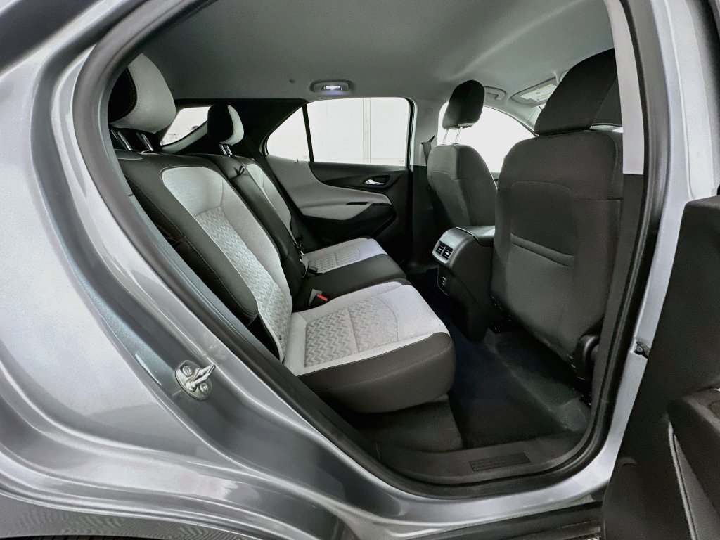 Used 2024 Chevrolet Equinox LS w/ LS Convenience Package FWD image 24