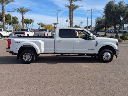 Used 2019 Ford F350 Lariat image 7