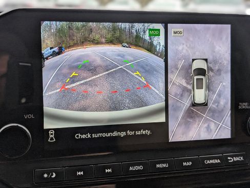 Used 2025 Nissan Pathfinder Platinum w/ Cargo Package image 28