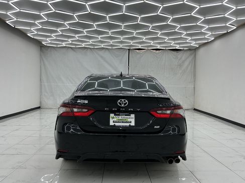 Used 2021 Toyota Camry SE FWD image 10