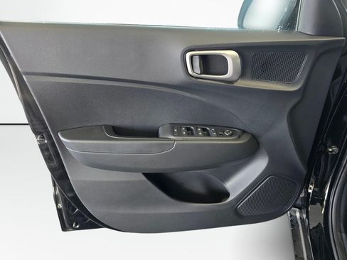 New 2026 Hyundai Venue SEL FWD image 33
