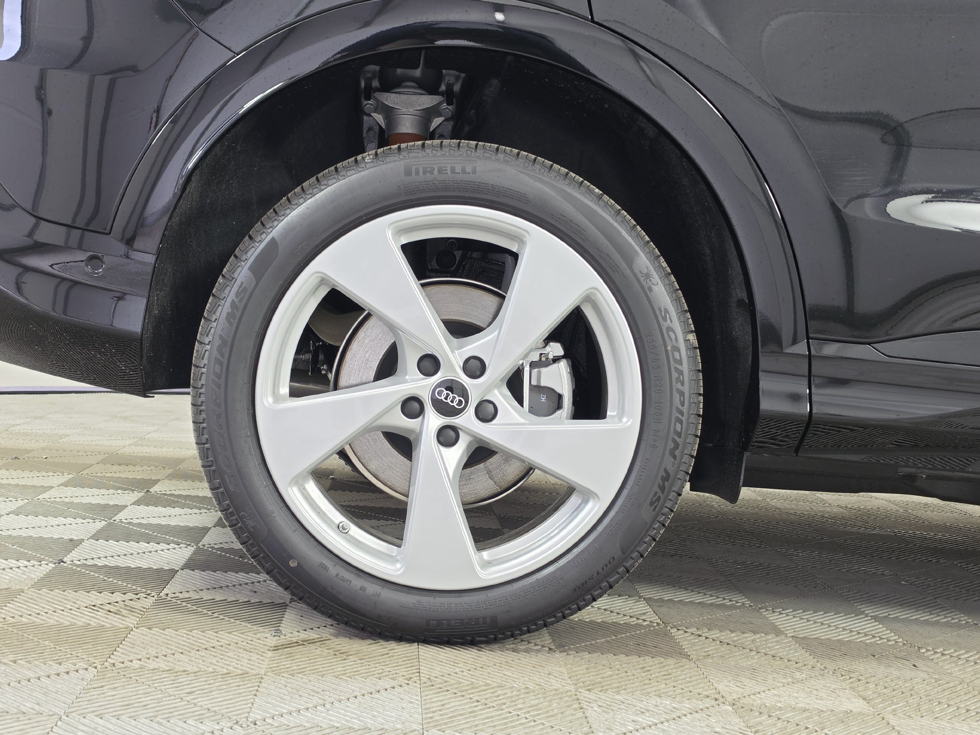 New 2026 Audi Q5 Premium Plus AWD/4WD image 10