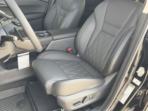 Used 2026 Nissan Rogue Platinum w/ Platinum Premium Package AWD/4WD image 29