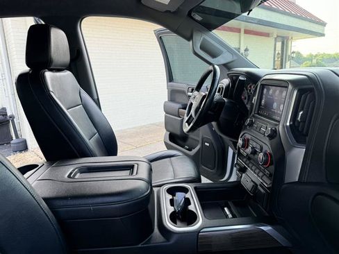 Used 2019 Chevrolet Silverado 1500 RST w/ All-Star Edition AWD/4WD image 11