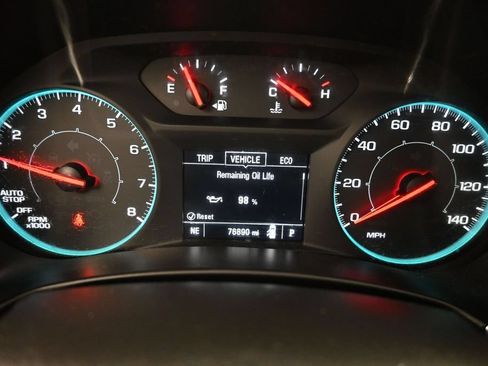 Used 2020 Chevrolet Equinox LS FWD image 12