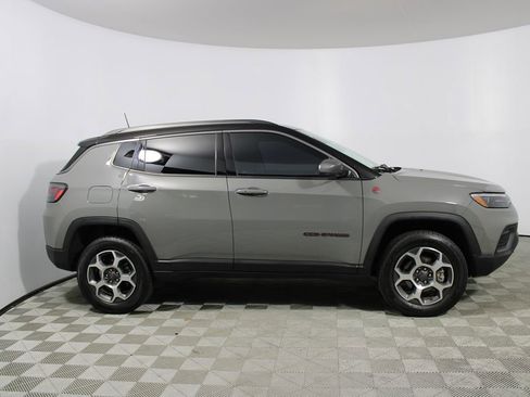 Used 2022 Jeep Compass Trailhawk w/ Trailhawk Elite Group image 40