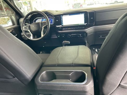 Used 2025 Chevrolet Silverado 1500 RST image 31