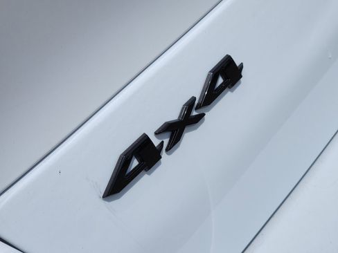 New 2026 Jeep Grand Cherokee L 4WD image 19