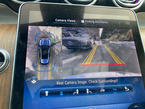 Used 2023 Mercedes-Benz GLC 300 4MATIC image 19