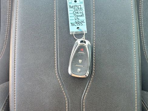 Used 2020 Chevrolet Traverse LS w/ LPO, Floor Liner Package FWD image 22