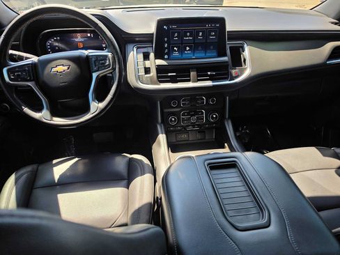 Used 2022 Chevrolet Tahoe LT w/ Luxury Package RWD image 20