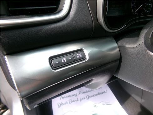 Used 2022 Nissan Maxima SV w/ Floor Mat Group image 3