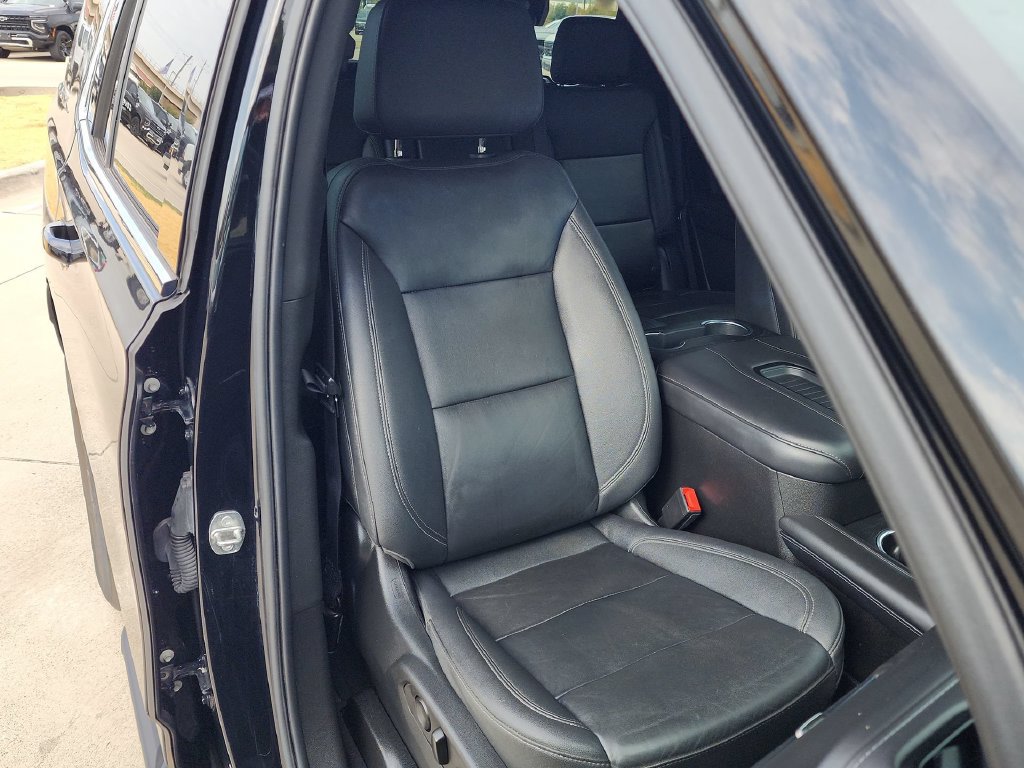 Used 2023 Chevrolet Tahoe LT w/ Luxury Package RWD image 24