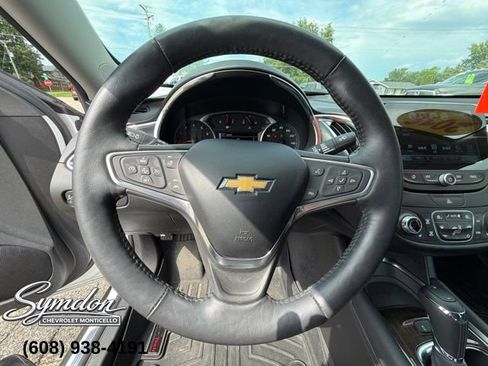 Used 2016 Chevrolet Malibu Premier w/ Driver Confidence Package FWD image 12