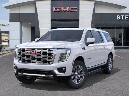 New 2026 GMC Yukon XL Denali w/ Sun & Power Step Package image 6