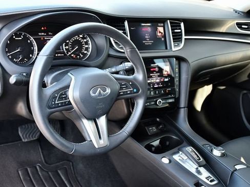 Certified 2025 INFINITI QX50 Luxe AWD/4WD image 15