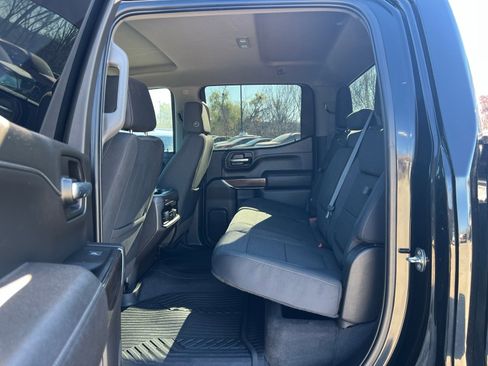 Used 2021 Chevrolet Silverado 1500 LT Trail Boss image 17