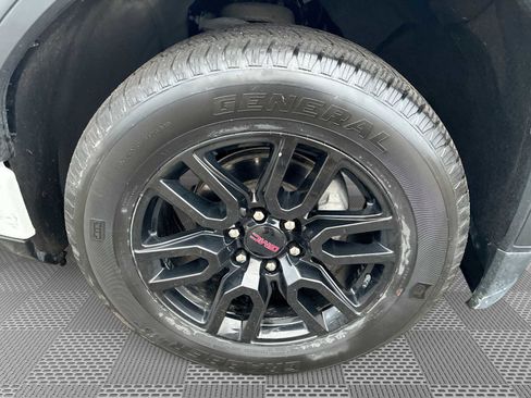 Certified 2023 GMC Sierra 1500 Elevation w/ LPO, Elevation Black Package image 32