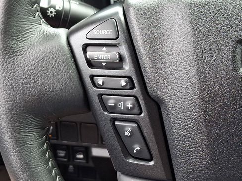 Used 2025 Nissan Frontier SV w/ SV Convenience Package AWD/4WD image 21