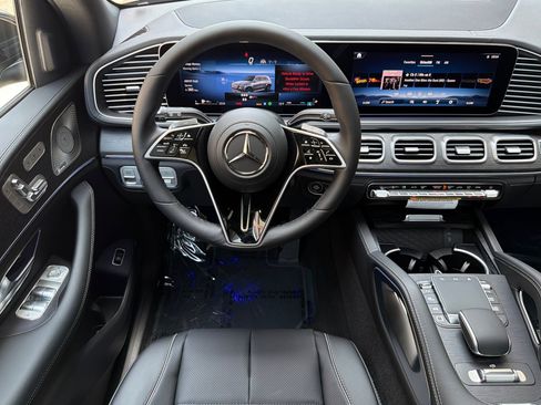 New 2026 Mercedes-Benz GLS 450 4MATIC image 13