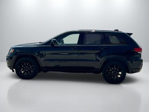 Used 2021 Jeep Grand Cherokee Laredo X AWD/4WD image 8