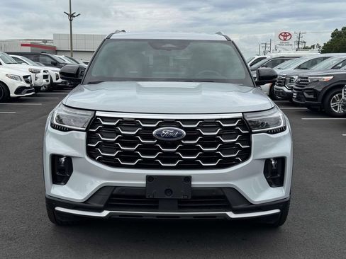 Used 2026 Ford Explorer Platinum w/ LUX Leather Package AWD/4WD image 26