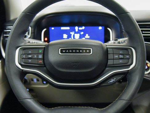 Used 2024 Jeep Wagoneer 4WD w/ Premium Group I image 33